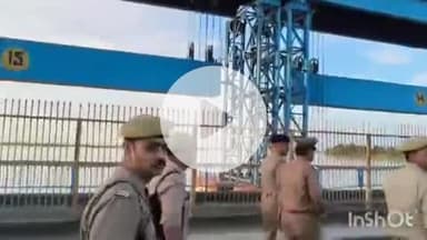 जानसठ: रामराज क्षेत्र के गंगा बैराज का राज्यमंत्री कपिल देव अग्रवाल ने अधिकारियों के साथ किया निरीक्षण, दिए आवश्यक दिशा निर्देश