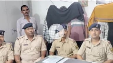 बाढ़: एनटीपीसी थाना पुलिस ने चोरी के लैपटॉप के साथ 5 लोगों को किया गिरफ्तार