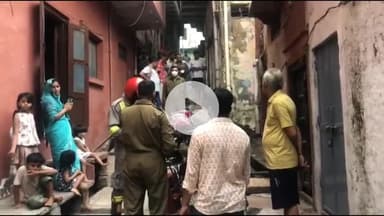 मथुरा: कोतवाली क्षेत्र में एक मकान में शॉर्ट सर्किट से लगी आग, घर का सामान जलकर हुआ खाक