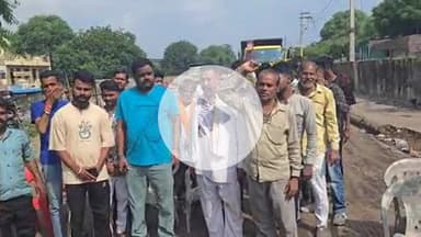 लाडपुरा: उद्योग नगर इलाके की सूरसागर कॉलोनी में डंपिंग यार्ड हटाने की मांग को लेकर कांग्रेस कार्यकर्ताओं ने किया धरना-प्रदर्शन