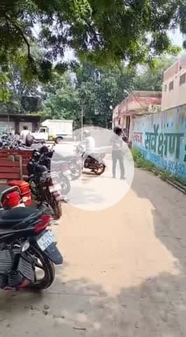 अलवर: MIA स्थित नमक फैक्ट्री में हाइड्रा मशीन के टायर के नीचे आने से 4 साल की बालिका की हुई मौत