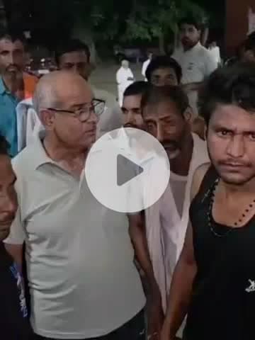 अलवर: अलवर के गांधी उच्च माध्यमिक स्कूल में कार्यरत लेक्चरर की मौत, हादसे के बाद इलाज में देरी के आरोप लगे