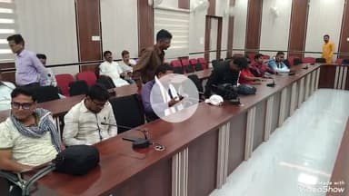 मिर्ज़ापुर: आरएसएस के क्षेत्र प्रचारक प्रमुख ने जिला पंचायत सभागार में पत्रकारों के साथ भेंट वार्ता कार्यक्रम किया