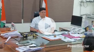 कर्वी: कर्वी जिला कलेक्ट्रेट में जिलाधिकारी ने जनसुनवाई के दौरान सुनी लोगों की समस्याएं, संबंधित को निस्तारण के दिए निर्देश