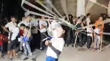 पडरौना: पड़रौना डोल मेला सकुशल हुआ संपन्न, अखाड़ों के करतब और नर्तकियों के डांस ने बांधा समां