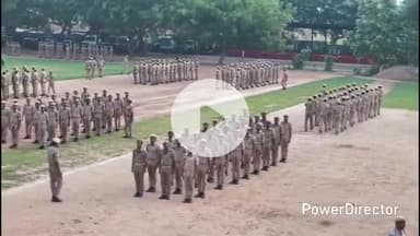 कर्वी: अपर पुलिस अधीक्षक चित्रकूट ने मंगलवार को पुलिस लाइन में परेड की सलामी लेकर किया परेड का निरीक्षण