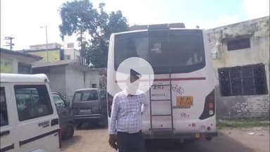 मथुरा: डग्गेमार वाहन चालकों पर प्रशासन ने की कार्रवाई, बस और कार की गई ज़ब्त