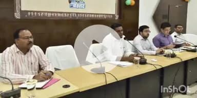 जगदलपुर: समय सीमा की बैठक में कलेक्टर ने रजत जयंती महोत्सव की तैयारी और जिले में विकास कार्यों पर जोर देने के दिए निर्देश