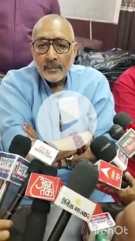 बेगूसराय: रशियन गेस्ट हाउस में केंद्रीय मंत्री गिरिराज सिंह ने की प्रेस वार्ता, आरजेडी, कम्युनिस्ट व कांग्रेस पर साधा निशाना