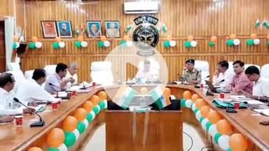 बहराइच: कलेक्ट्रेट सभागार में जिला आयुष समिति की बैठक संपन्न, डीएम ने रोगियों का डिजिटल डाटा एकत्र करने के दिए निर्देश