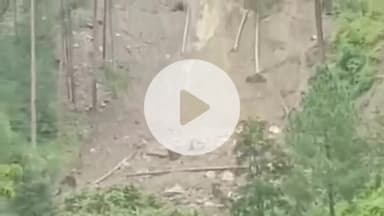 जोशियाड़ा: सिल्याण निराकोट सड़क मार्ग से हो रहा भूस्खलन, मांडों गांव को खतरा