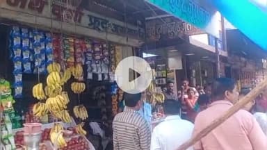 कोंडागांव: पब्लिक एप की खबर का असर, कोंडागांव बस स्टैंड परिसर में कचरा फेंकने वाले दुकानदार पर ₹2000 का जुर्माना