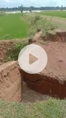 कोंडागांव: सोनाबाल में 21 लाख की पुलिया पहली बारिश में ध्वस्त, ग्रामीणों ने सिंचाई विभाग पर भ्रष्टाचार का लगाया आरोप