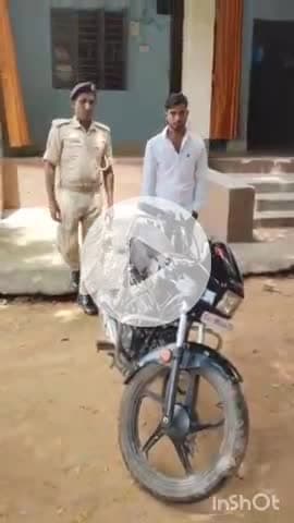 करपी: करपी पुलिस ने मंगलवार को चोरी की बाइक के साथ एक युवक को गिरफ्तार किया