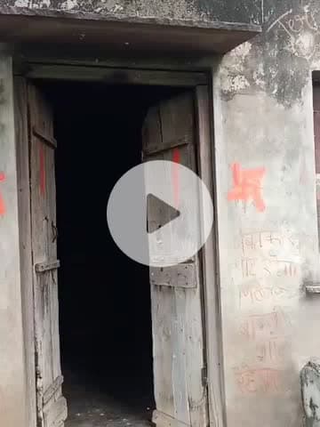 अलवर: लक्ष्मी नगर में कोठरी का ताला तोड़कर चोर ने लोहे के पाइप की चोरी की, दीवार पर लिखा- बाबली गॉड का नाम रहेगा