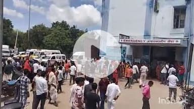 अरवल: शहर के महावीर चौक के पास सड़क हादसे में प्रसादी इंग्लिश के रहने वाले दो छात्रों की हुई मौत