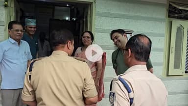 ऑपरेशन सिंदूर के सम्मान में खंडवा के इस डॉक्टर ने  पुलिसकर्मी व सैनिकों का किया फ्री हेल्थ परिक्षण