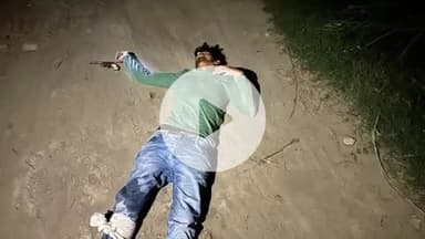 कादीपुर: दोस्तपुर के बेथरा नहर के पास मुठभेड़ में युवती के हत्यारे को किया गया गिरफ्तार, आरोपी के पैर में लगी गोली