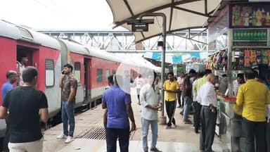 बीना: पितृ पक्ष पर चलेगी स्पेशल ट्रेन चलेगी, बीना रेलवे स्टेशन पर यात्रियों को मिलेगा लाभ