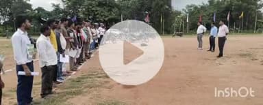 गढ़वा: पुलिस लाइन ग्राउंड में नए ड्राइविंग लाइसेंस आवेदकों को किया गया सड़क सुरक्षा के प्रति जागरूक