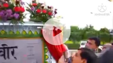 हुज़ूर: माखनलाल चतुर्वेदी पत्रकारिता विश्वविद्यालय में नए शैक्षणिक सत्र की हुई शुरुआत, सीएम और कवि कुमार विश्वास रहे मौजूद