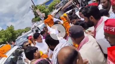 पडरौना: पड़रौना में सपा प्रदेश अध्यक्ष श्याम पाल का भव्य स्वागत, कार्यकर्ताओं में चुनावी जोश दिखा