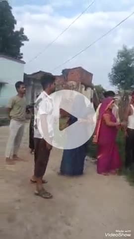 मिर्ज़ापुर: बघेड़ा कला में महिला को बुरी तरह से मारपीट करते हुए वीडियो हुआ वायरल, दो पक्षों में किसी बात को लेकर हुआ था विवाद