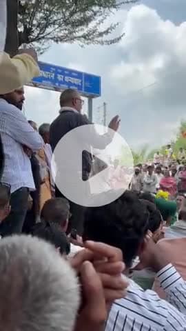 लोहारू के ढाणी लक्षमन में पीड़ित  दिवंगत  अध्यापिका मनीषा के परिवार को न्याय दिलाने हेतु धरने को सम्बोधित करते हुए काम ०