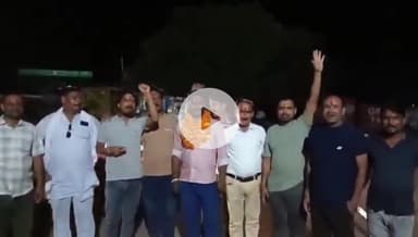 टीकमगढ़: टीकमगढ़ में लगभग 200 टैक्सी चालकों की सहमति से राजेंद्र सिंह ठाकुर बने टैक्सी यूनियन अध्यक्ष