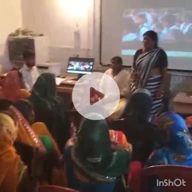 नरपतगंज: नरपतगंज आदर्श मध्य विद्यालय परिसर में रसोइयों के लिए एक दिवसीय क्षमता संवर्धन प्रशिक्षण कार्यक्रम का आयोजन किया गया