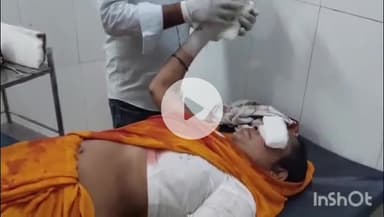 छिबरामऊ: कालिका देवी मंदिर के पास तेज रफ्तार डंपर ने बाइक में मारी टक्कर, बाइक पर बैठी महिला घायल, बाइक सवार बाल-बाल बचा