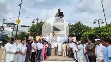 लाडपुरा: पूर्व प्रधानमंत्री राजीव गांधी की जयंती पर कांग्रेस कार्यकर्ताओं ने सद्भावना दिवस मनाया, विचार गोष्ठी का आयोजन किया