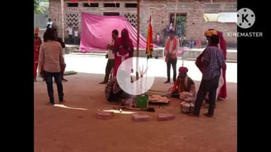 मारवाड़ जंक्शन: धनला के पास कोटडी गांव में मेवाड़ के भील समुदाय का गवरी नृत्य ने मन मोहा।
जीवित हुई राजस्थानी संस्कृति।