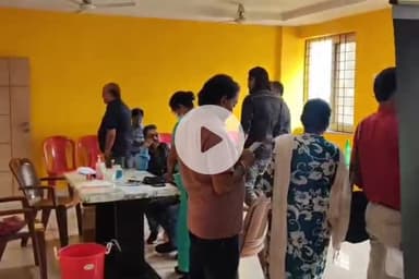 ओरमांझी: रांची प्रेस क्लब में मेडिकल कैंप का हुआ आयोजन, बड़ी संख्या में पहुंचे मरीज