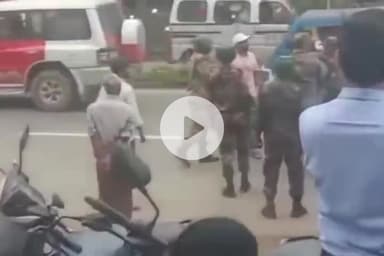 कांके: हिनू चौक के पास रांची नगर निगम ने चलाया अतिक्रमण हटाओ अभियान