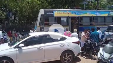 ஆவுடையார் கோவில்: மீமிசல் மெயின் சாலையில் ராமநாதபுரம் MP நவாஸ் கனி உறவினர் திருமண மண்டபத்தால் போக்குவரத்து கடுமையாக பாதிப்பு