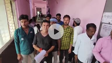 बीना: सफाई कंपनी के कर्मचारियों को 3 महीने से नहीं मिला वेतन, नगरपालिका एवं तहसील प्रांगण में किया गया प्रदर्शन