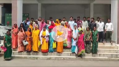 सिंगरौली: खाद की कमी से परेशान किसानों का कलेक्ट्रेट में प्रदर्शन, फसलों को नुकसान का डर