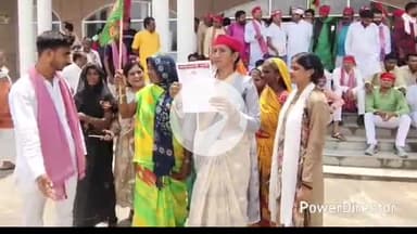 कर्वी: चित्रकूट में मतदाता सूची से नाम हटाए जाने के मामले में कार्रवाई की मांग करते हुए सपा महिला कार्यकर्ताओं ने डीएम को ज्ञापन सौंपा