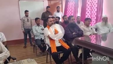 केशकाल: शहर की जर्जर सड़क के विरोध में व्यापारी संघ और विहिप बजरंग दल ने SDM को ज्ञापन सौंपा, प्रशासन को दिया अल्टीमेटम