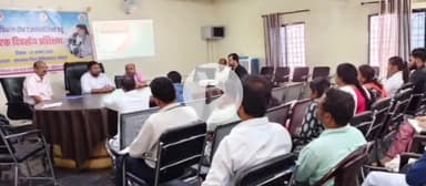 दंतेवाड़ा: दंतेवाड़ा जिला अस्पताल में एमएलटी को दिया गया प्रशिक्षण