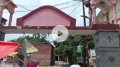 सुल्तानपुर: सुलतानपुर जिले के पयागीपुर स्थित पीर बाबा की दरगाह पर हर गुरुवार को श्रद्धालुओं की लगती है भीड़