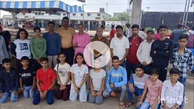 गढ़वा: गढ़वा की 18 सदस्यीय टीम हजारीबाग में राज्य स्तरीय टेबल टेनिस प्रतियोगिता के लिए रवाना