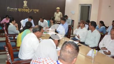 चूरू: कलेक्ट्रेट में जिला कलक्टर ने जिला स्तरीय जनसुनवाई में सुनीं आमजन की समस्याएं, जनसुनवाई में आए कुल 57 परिवाद