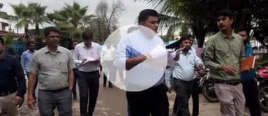 दंतेवाड़ा: जिला चिकित्सालय दंतेवाड़ा में स्वास्थ्य सेवाओं को सुदृढ़ बनाने के लिए कलेक्टर कुणाल दुदावत ने दिए दिशा-निर्देश