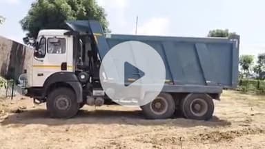 मारवाड़ जंक्शन: मारवाड़ जंक्शन के आऊवा गांव नदी क्षेत्र से अवैध बजरी खनन करते पाए जाने पर खनन विभाग और पुलिस ने एक डंपर वाहन किया ज़ब्त