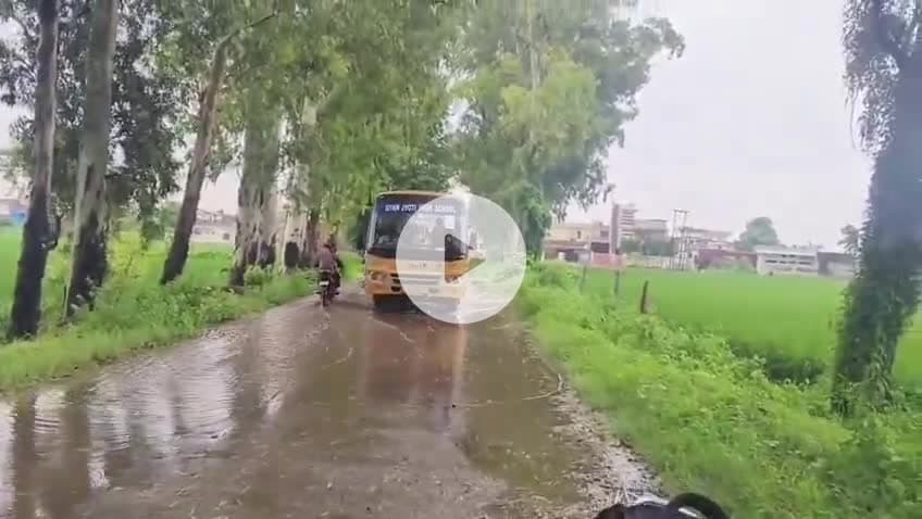 इंद्री: आज वीरवार 11बजे इंद्री से नन्हेड़ा सड़क पर विकास देखने को मिल रहा जहां बड़े बड़े गड्डे राहगीरों की बनी समस्या#jansamasya