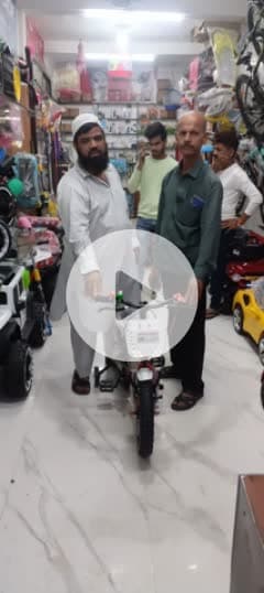 Lucky fish aquarium Bina 
9340092330