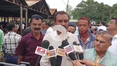 जगदलपुर: अपनी मांग को लेकर कृषि उपज मंडी में कर्मचारी अधिकारी फेडरेशन का प्रदर्शन, फेडरेशन सह संयोजक अजय श्रीवास्तव ने दी जानकारी