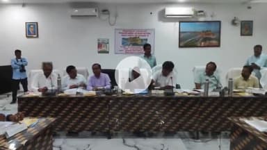 झालरापाटन: जिला परिषद में सांसद दुष्यंत सिंह की अध्यक्षता में जिला विकास समन्वय एवं निगरानी समिति की बैठक हुई आयोजित